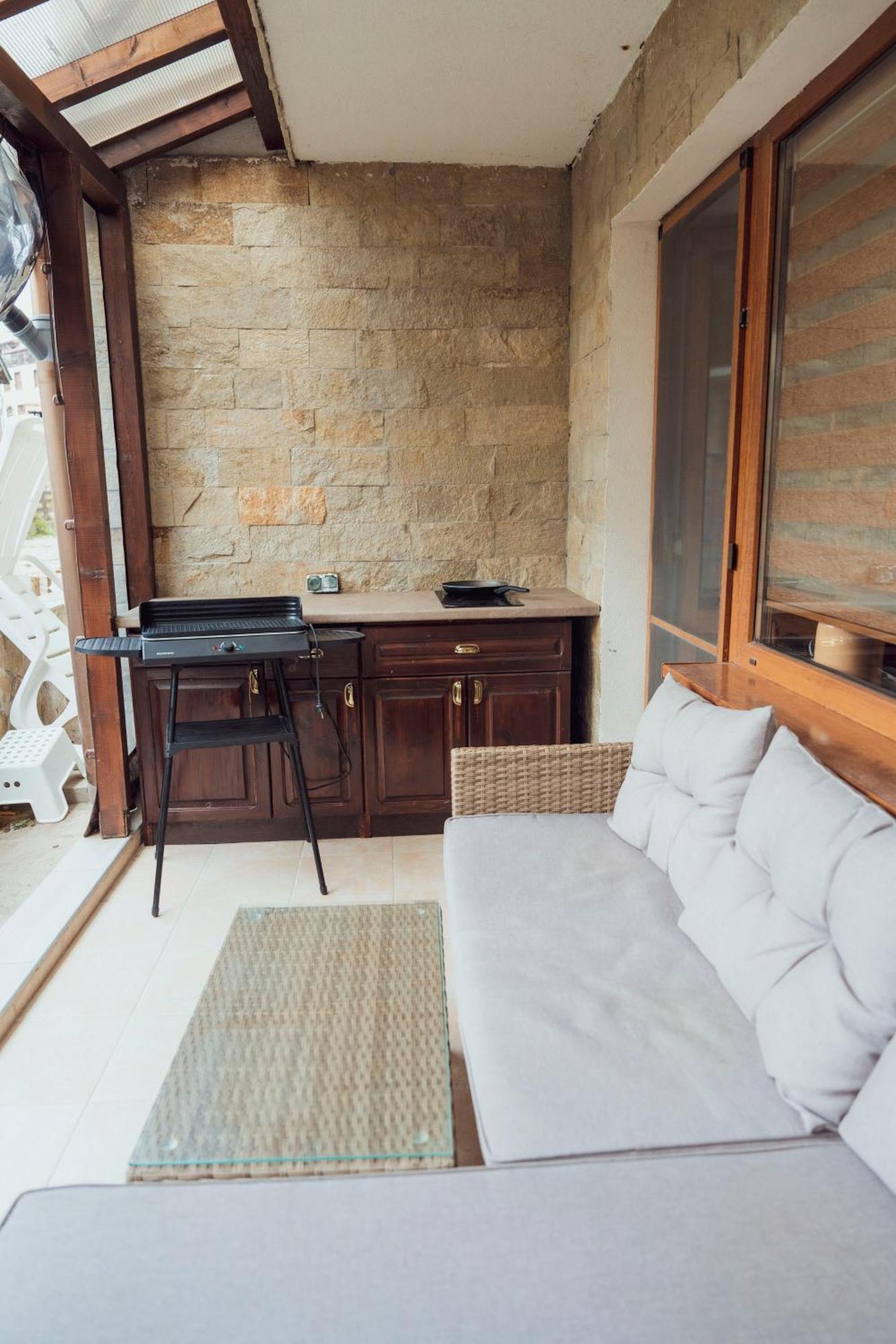 Cozy & Stylish Flat With Amazing View, 2Min Walk To Ski Road, 7-8 Min To Gondola 반스코 외부 사진